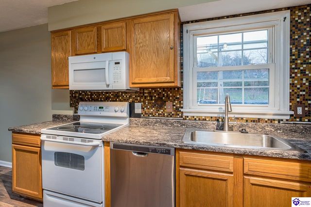 301 Redmar Boulevard, Radcliff, KY 40160