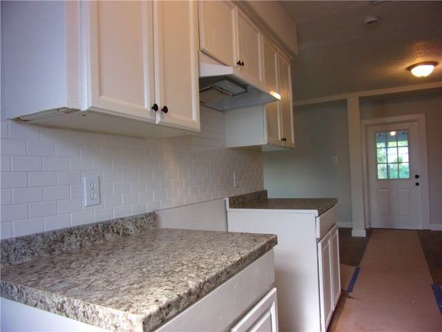 122 Green Trail Dr, Corpus Christi, TX 78405