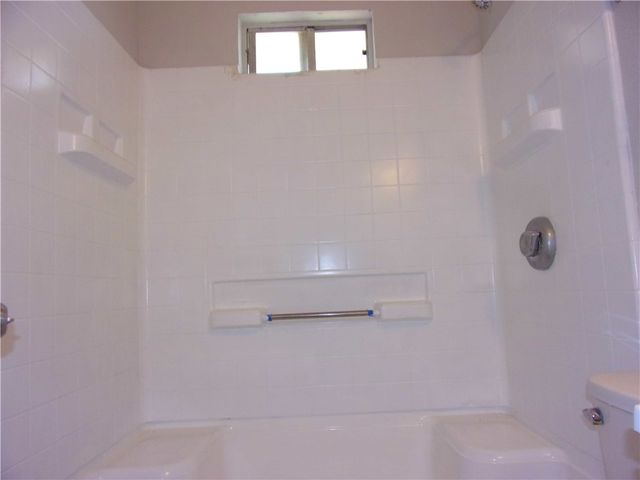 122 Green Trail Dr, Corpus Christi, TX 78405