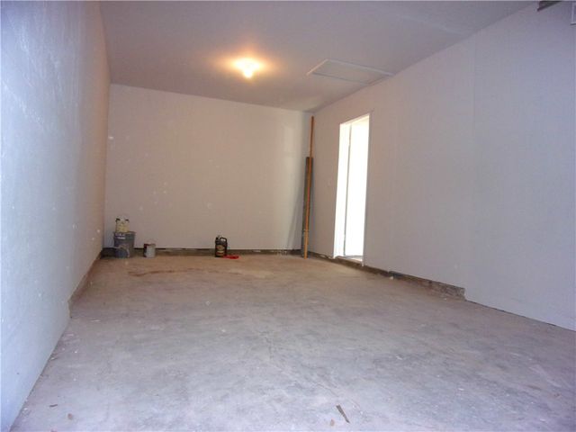 122 Green Trail Dr, Corpus Christi, TX 78405