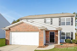 4018 Larkhaven Village Drive, Charlotte, NC 28215
