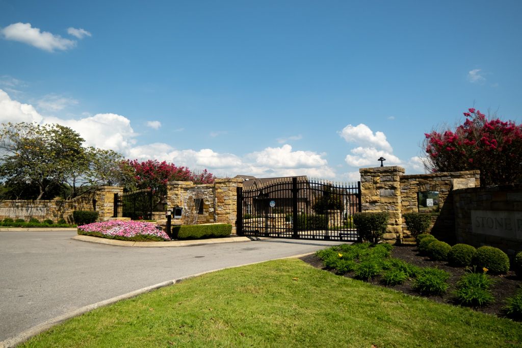 792 Stonebrook Ln, Lebanon, TN 37087