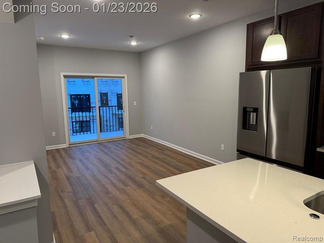 23616 Parkview Lane 27, Farmington, MI 48336