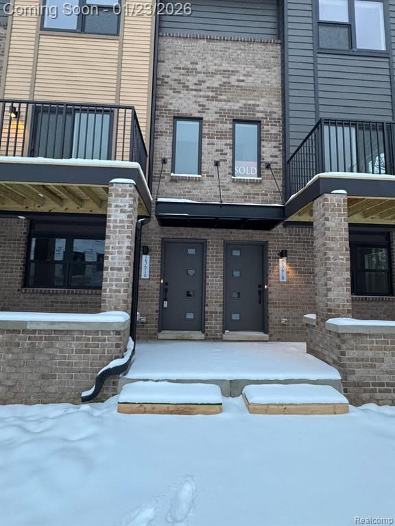 23616 Parkview Lane 27, Farmington, MI 48336