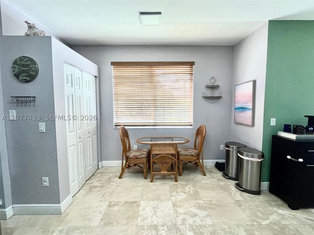 912 NE 35th Ave, Homestead, FL 33033