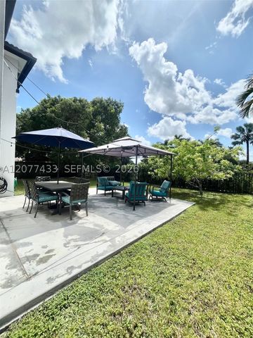912 NE 35th Ave, Homestead, FL 33033
