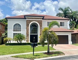 912 NE 35th Ave, Homestead, FL 33033