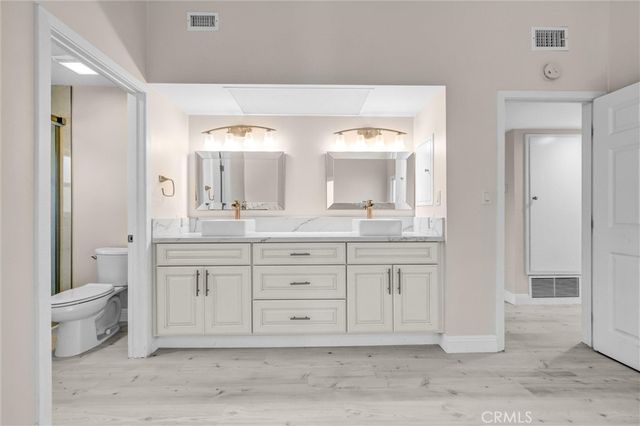12 Foxglove, Irvine, CA 92612