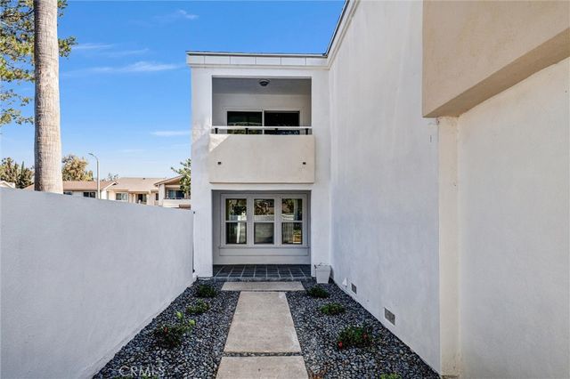 12 Foxglove, Irvine, CA 92612