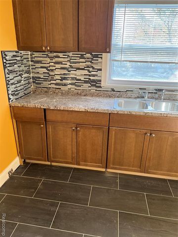 15231 Evanston Street, Detroit, MI 48224