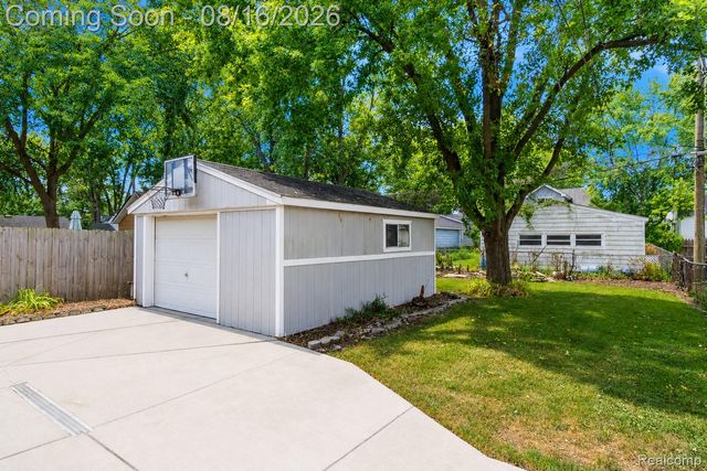3309 Cummings Avenue, Berkley, MI 48072