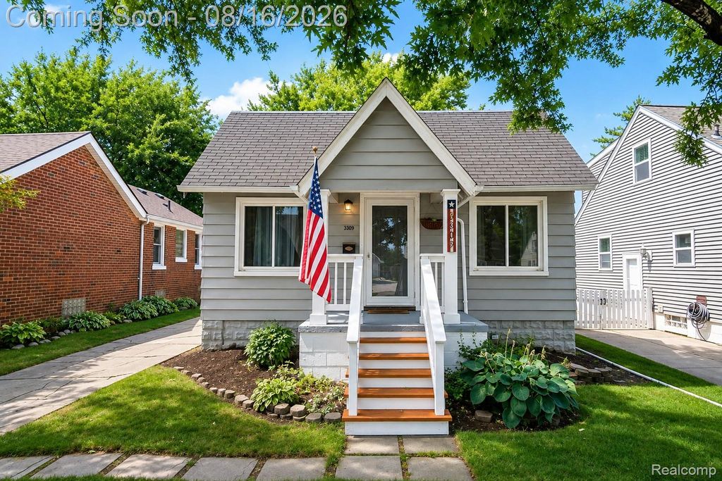 3309 Cummings Avenue, Berkley, MI 48072