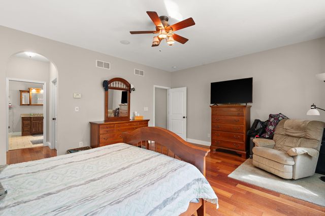 5032 W Concord Drive, La Porte, IN 46350