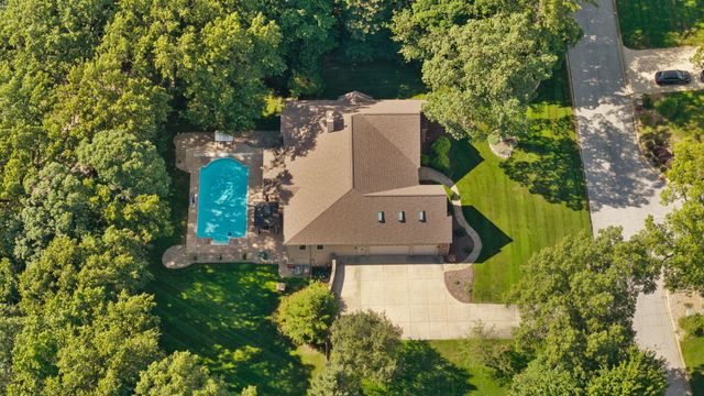 5032 W Concord Drive, La Porte, IN 46350