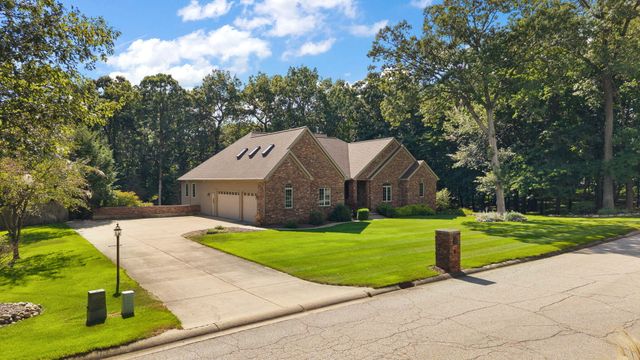 5032 W Concord Drive, La Porte, IN 46350