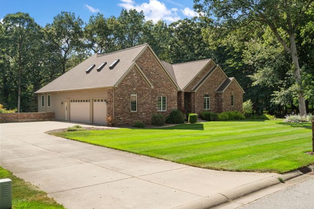 5032 W Concord Drive, La Porte, IN 46350