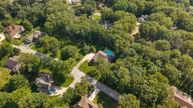 5032 W Concord Drive, La Porte, IN 46350