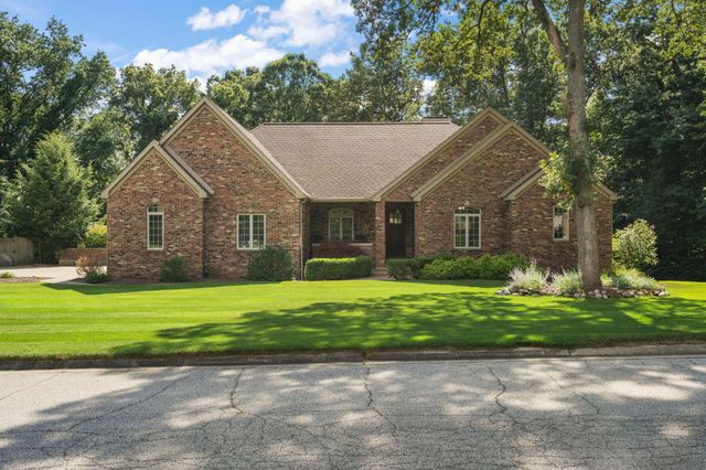 5032 W Concord Drive, La Porte, IN 46350