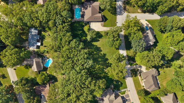 5032 W Concord Drive, La Porte, IN 46350