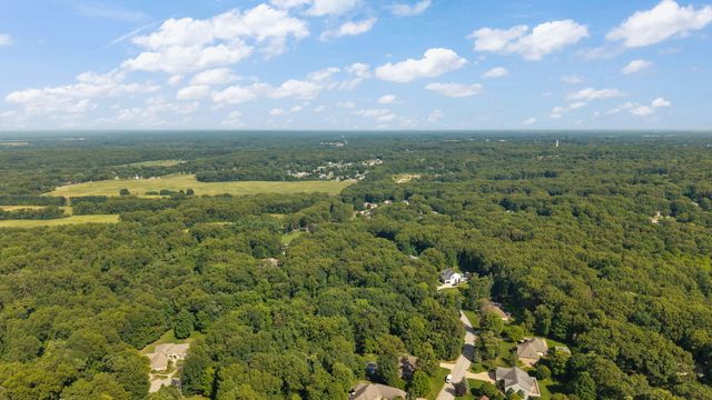 5032 W Concord Drive, La Porte, IN 46350