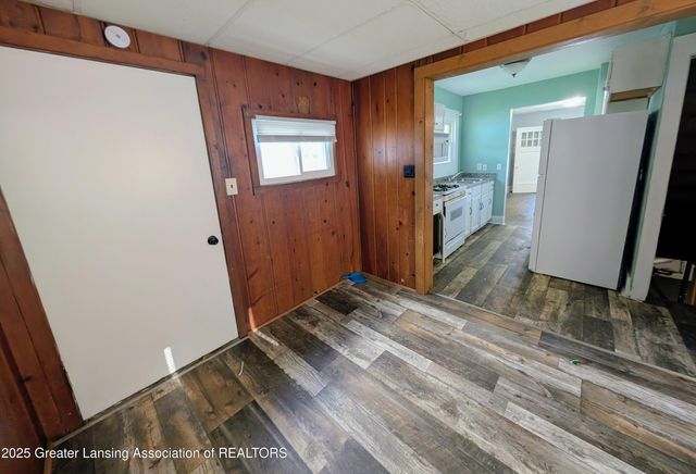 1310 W Maple Street, Lansing, MI 48915