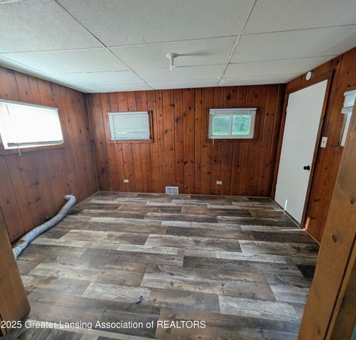 1310 W Maple Street, Lansing, MI 48915