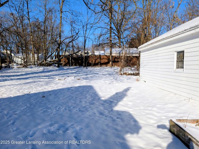 1310 W Maple Street, Lansing, MI 48915