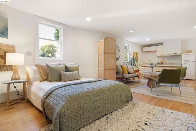 248 Mather St, Oakland, CA 94611