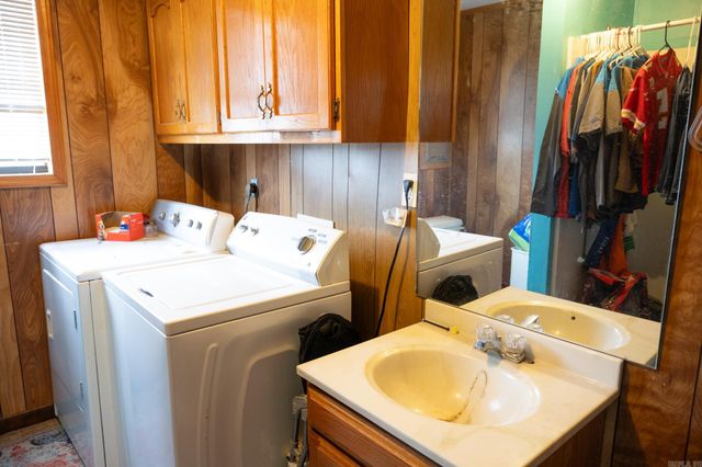 706 us 412 Highway, Walnut Ridge, AR 72476