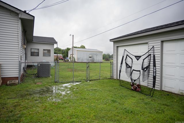 706 us 412 Highway, Walnut Ridge, AR 72476