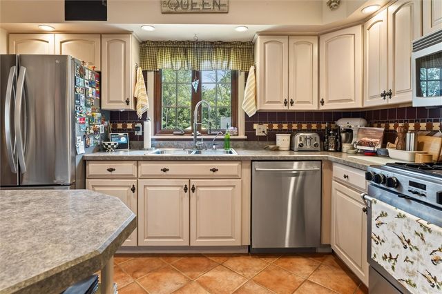 3119 Atlantic Avenue, Penfield, NY 14526