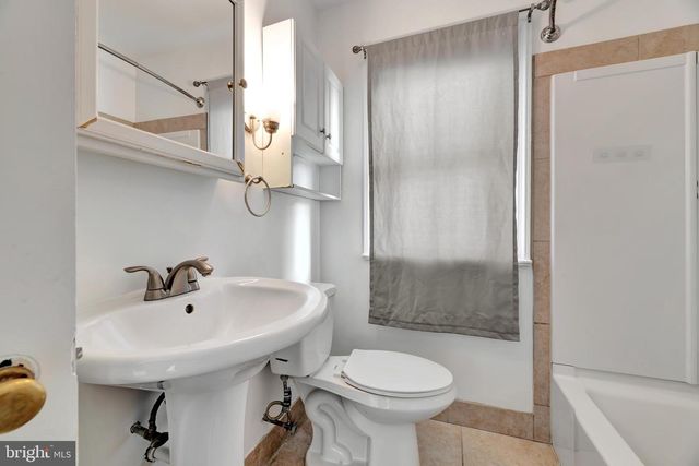 244 W CHAMPLAIN AVE, Wilmington, DE 19804