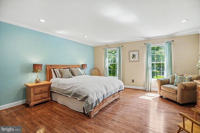 221 HAZELTINE CIR, Blue Bell, PA 19422