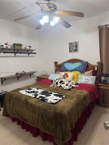 471 NE 210th Circle Terrace 103, Miami, FL 33179