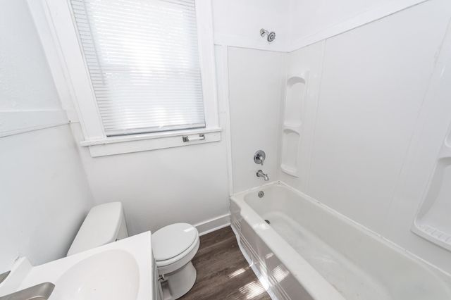2620 Woodlawn Avenue, North Charleston, SC 29405