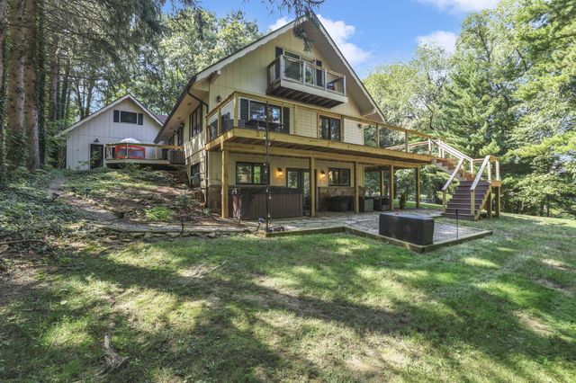 406 Crabapple Drive, Howard, OH 43028