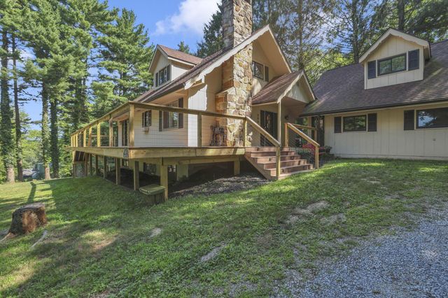 406 Crabapple Drive, Howard, OH 43028