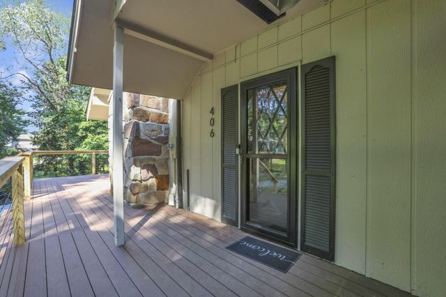 406 Crabapple Drive, Howard, OH 43028