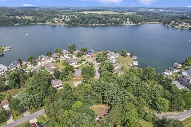 406 Crabapple Drive, Howard, OH 43028