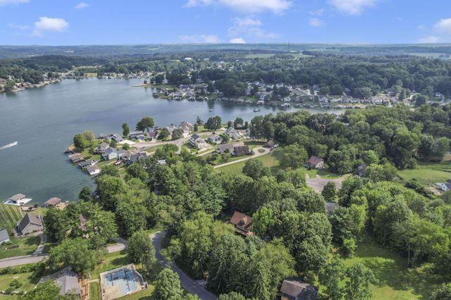 406 Crabapple Drive, Howard, OH 43028