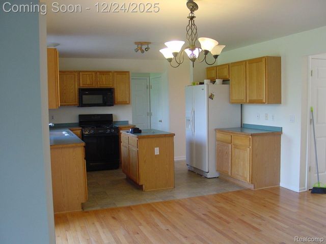 4446 SHERWOOD Circle, Canton Charter Township, MI 48188