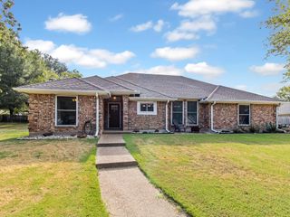418 Peachtree Street, Fairfield, TX 75840
