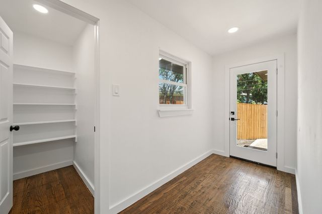 9916 Cloister Drive, Dallas, TX 75228