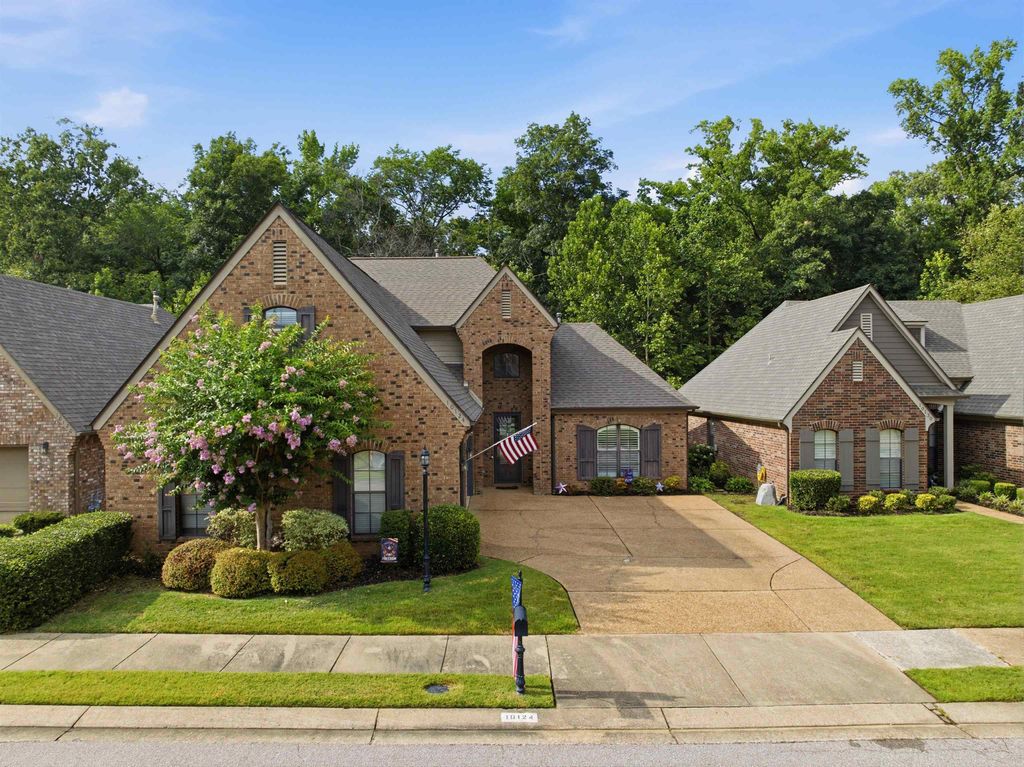 10124 SERENITY LN, Lakeland, TN 38002