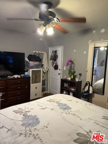 6250 Halbrent Avenue, Van Nuys (los Angeles), CA 91411