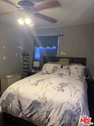 6250 Halbrent Avenue, Van Nuys (los Angeles), CA 91411