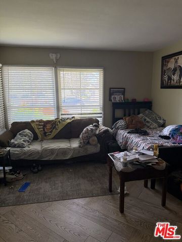 6250 Halbrent Avenue, Van Nuys (los Angeles), CA 91411