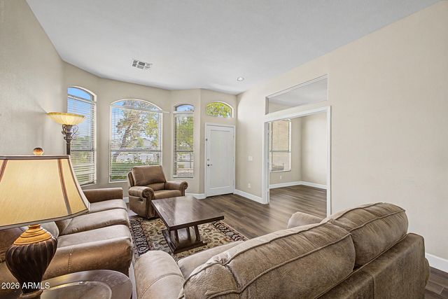 6526 W ORAIBI Drive, Glendale, AZ 85308