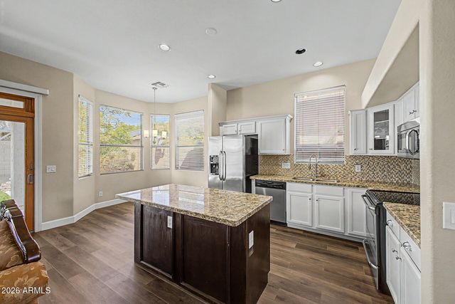 6526 W ORAIBI Drive, Glendale, AZ 85308