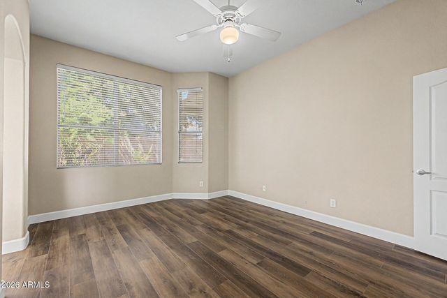 6526 W ORAIBI Drive, Glendale, AZ 85308